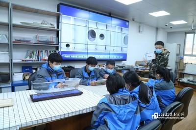 仿真实验室里也能“造船” 上海积极推动职业教育数字化转型